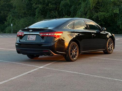 2014 Toyota Avalon XLE Premium