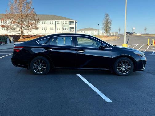 2014 Toyota Avalon XLE Premium