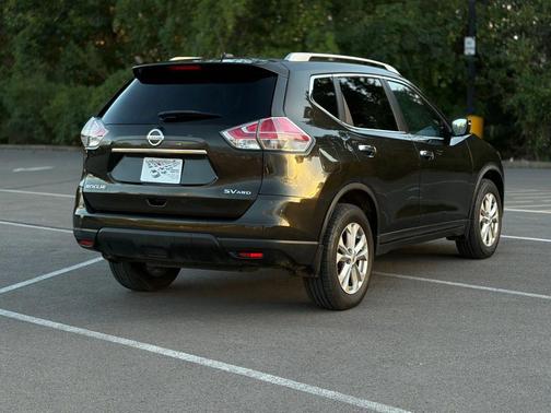 2015 Nissan Rogue SV