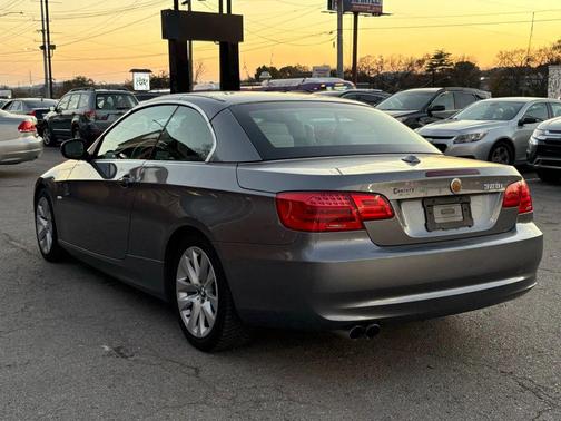 2013 BMW 328 328i Convertible 2D