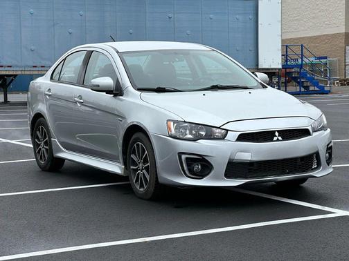 2017 Mitsubishi Lancer SE