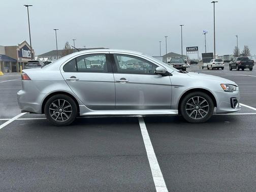 2017 Mitsubishi Lancer SE