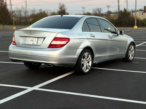 2011 Mercedes-Benz C-Class C 300 4MATIC Luxury