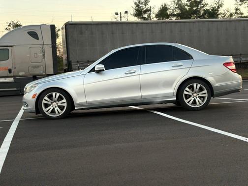 2011 Mercedes-Benz C-Class C 300 4MATIC Luxury