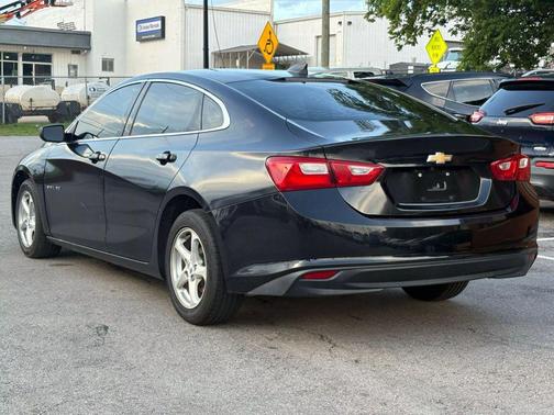 2017 Chevrolet Malibu 1LS