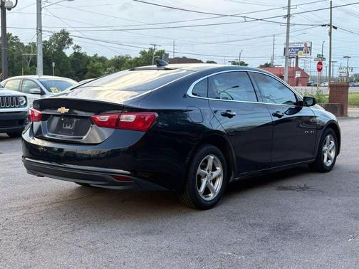 2017 Chevrolet Malibu 1LS