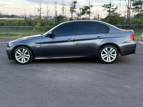 Gray 2006 BMW 325 325xi Sedan 4D