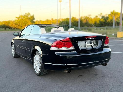 2008 Volvo C70 T5