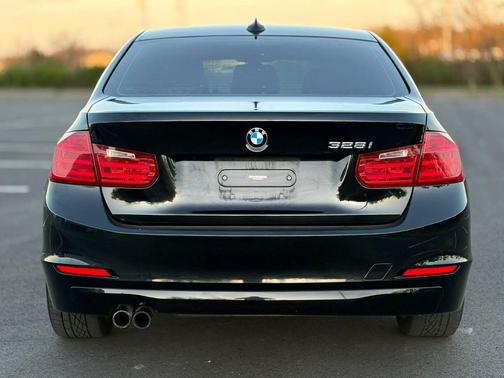 2014 BMW 328 328i Sedan 4D