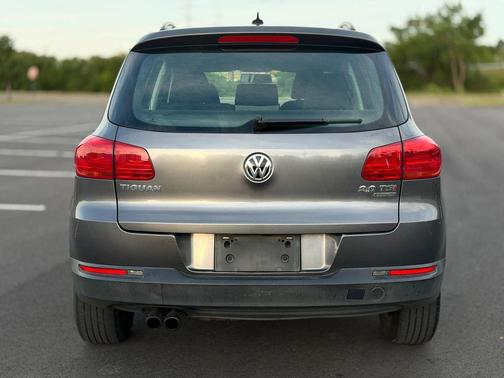 Pepper Gray Metallic 2015 Volkswagen Tiguan 2.0T S 4MOTION