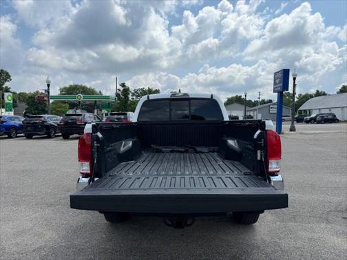 2016 Toyota Tacoma SR5