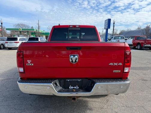 2019 RAM 1500 SLT
