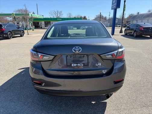 2017 Toyota Yaris iA Base