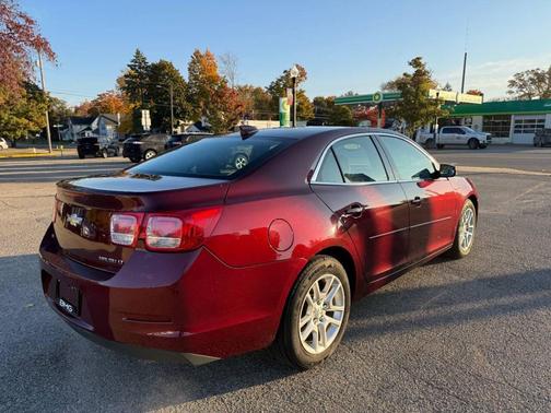 2015 Chevrolet Malibu 1LT
