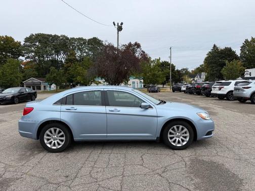 2012 Chrysler 200 Touring