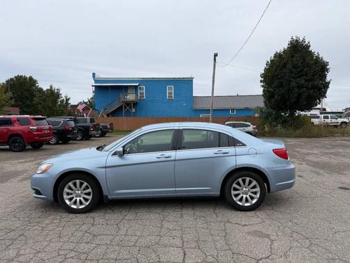 2012 Chrysler 200 Touring