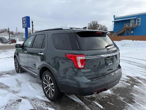 2016 Ford Explorer Platinum