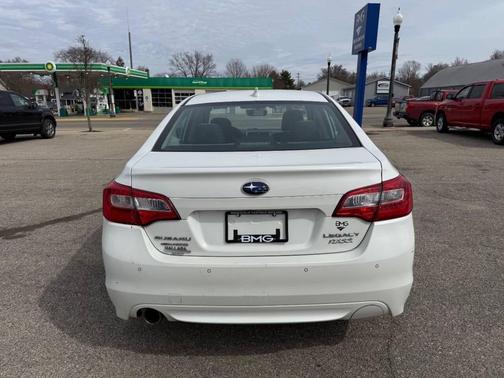 2017 Subaru Legacy Sport