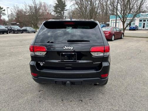 2022 Jeep Grand Cherokee Laredo