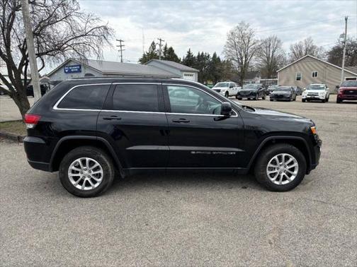 2022 Jeep Grand Cherokee Laredo