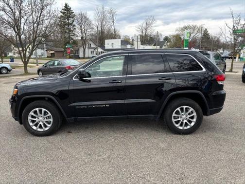 2022 Jeep Grand Cherokee Laredo