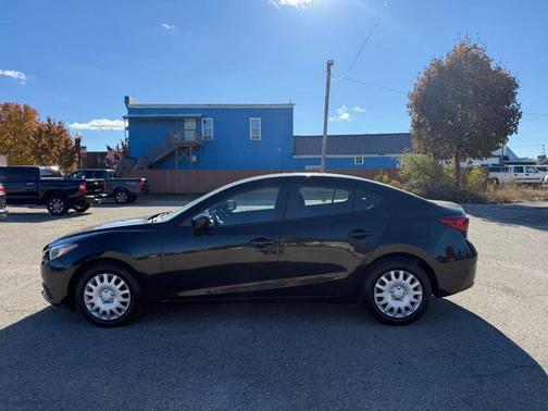 2016 Mazda Mazda3 i Sport