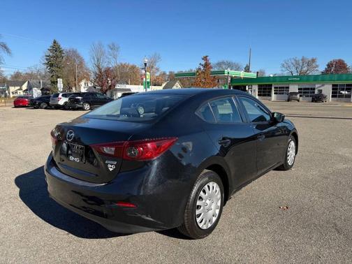 2016 Mazda Mazda3 i Sport