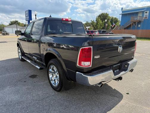 2015 RAM 1500 Laramie