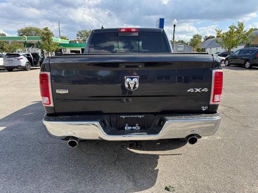 2015 RAM 1500 Laramie
