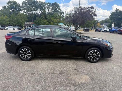 2019 Subaru Impreza 2.0i