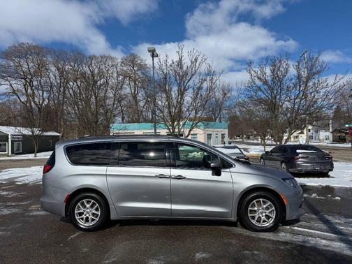 2020 Chrysler Voyager LXI