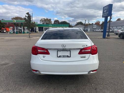 2017 Acura RLX Technology Package