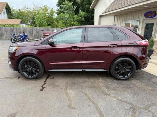 2020 Ford Edge ST