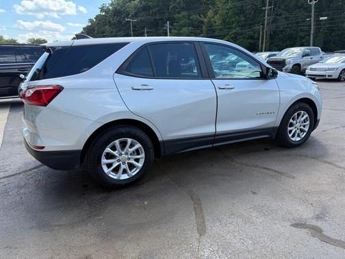 2021 Chevrolet Equinox LS