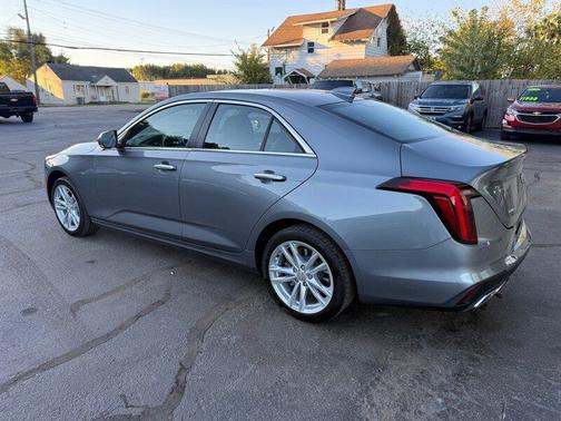 2022 Cadillac CT4 Luxury