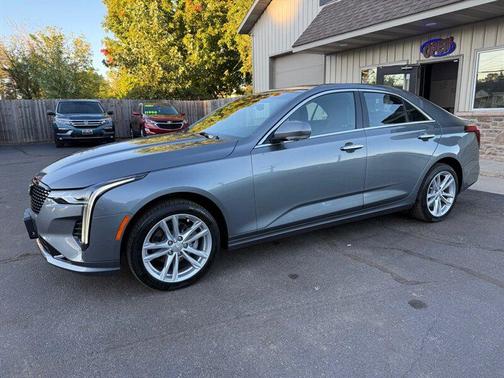 2022 Cadillac CT4 Luxury