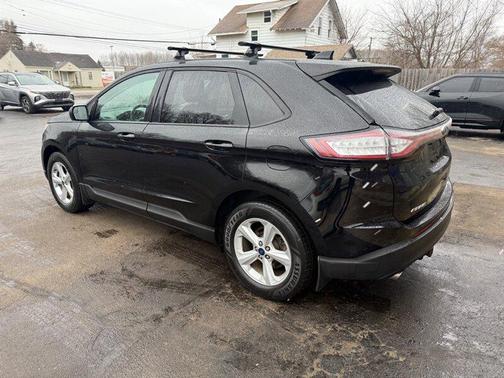 2017 Ford Edge SE