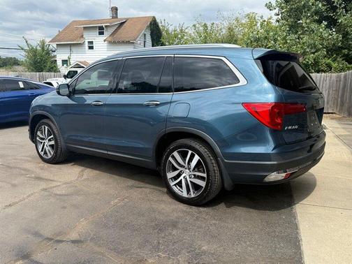 2017 Honda Pilot Elite