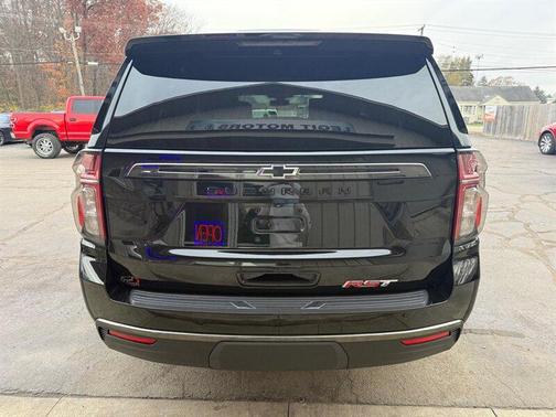 2021 Chevrolet Suburban RST