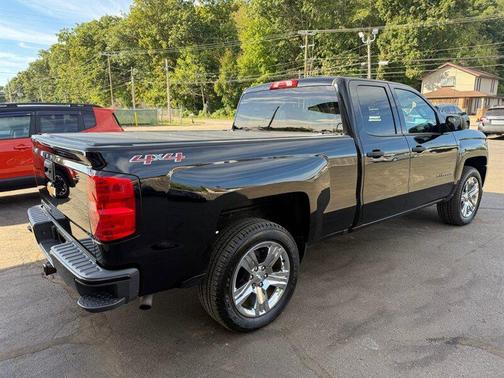 2017 Chevrolet Silverado 1500 Custom