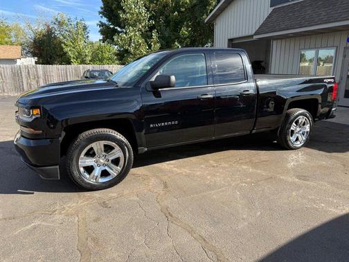 2017 Chevrolet Silverado 1500 Custom