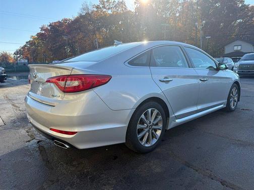 2017 Hyundai SONATA Sport