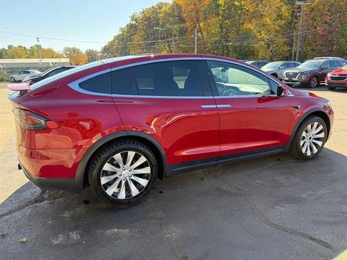 2020 Tesla Model X Long Range Plus Dual Motor All-Wheel Drive