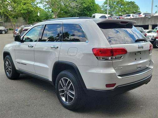 Photo 3 of 40 of 2019 Jeep Grand Cherokee Limited