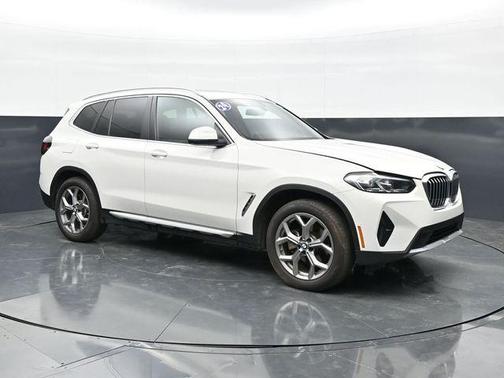 Black 2024 BMW X3 xDrive30i