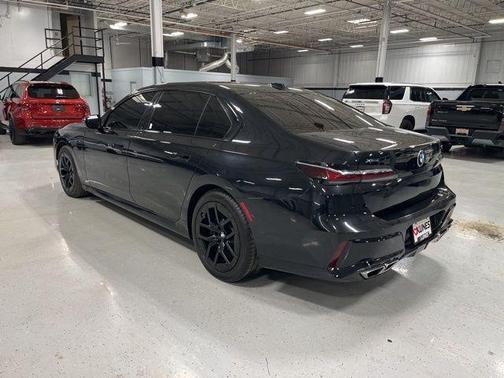 2023 BMW 760 760i xDrive