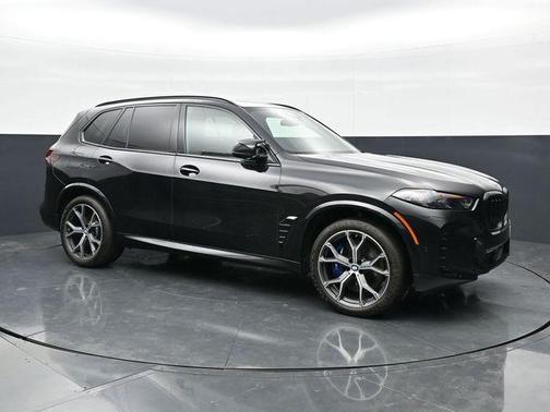 Black Sapphire Metallic 2026 BMW X5 M60i