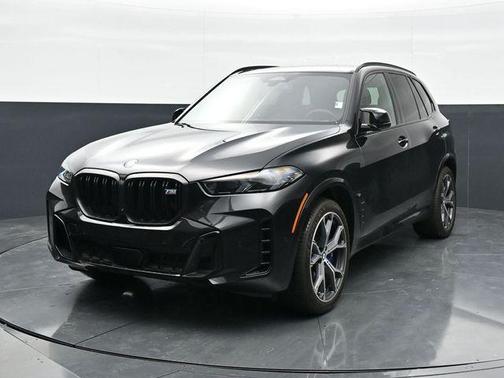 Black Sapphire Metallic 2026 BMW X5 M60i