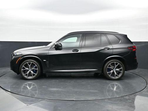 Black Sapphire Metallic 2026 BMW X5 M60i