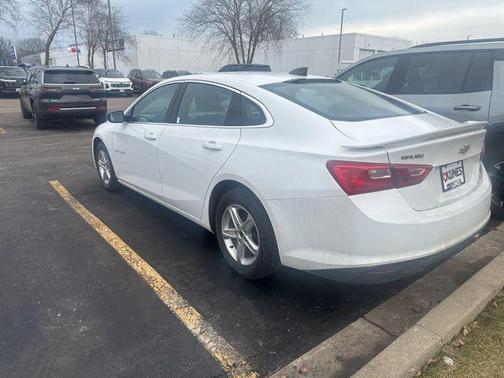 2022 Chevrolet Malibu 1LS